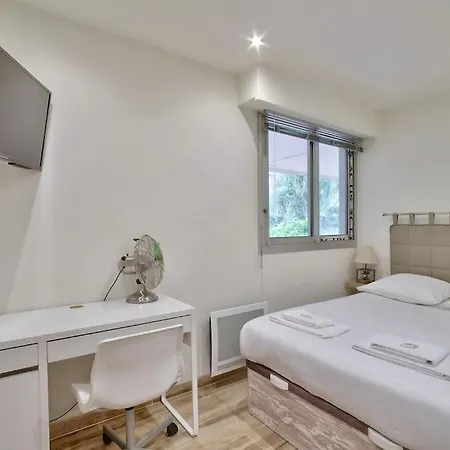 Superb 1bed Flat With 25sqm Terrace Apartment Nizza